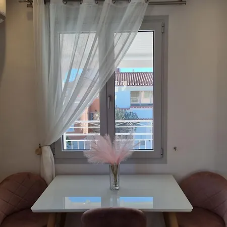 Apartment Bella Bianca , 200m From Square *