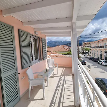 Bella Bianca , 200m From Square Argostoli (Kefalonia)