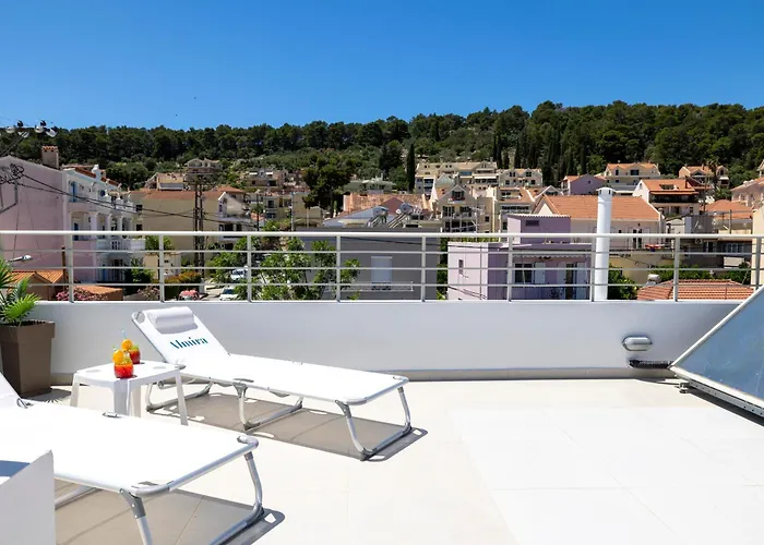 Bella Bianca , 200m From Square Apartment *