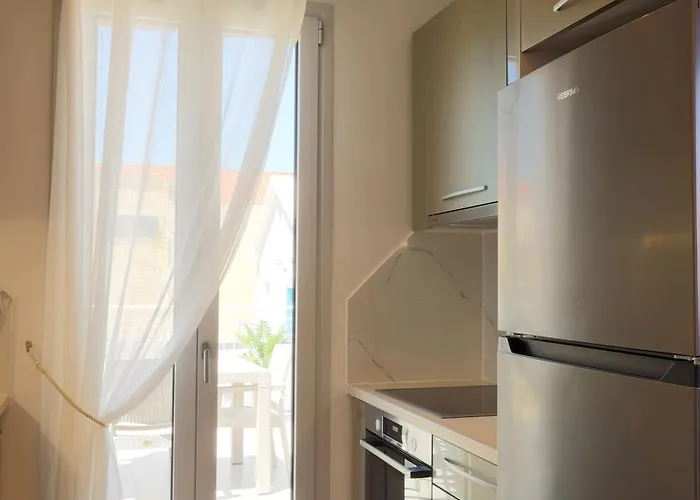 Bella Bianca , 200m From Square * Argostoli (Kefalonia)